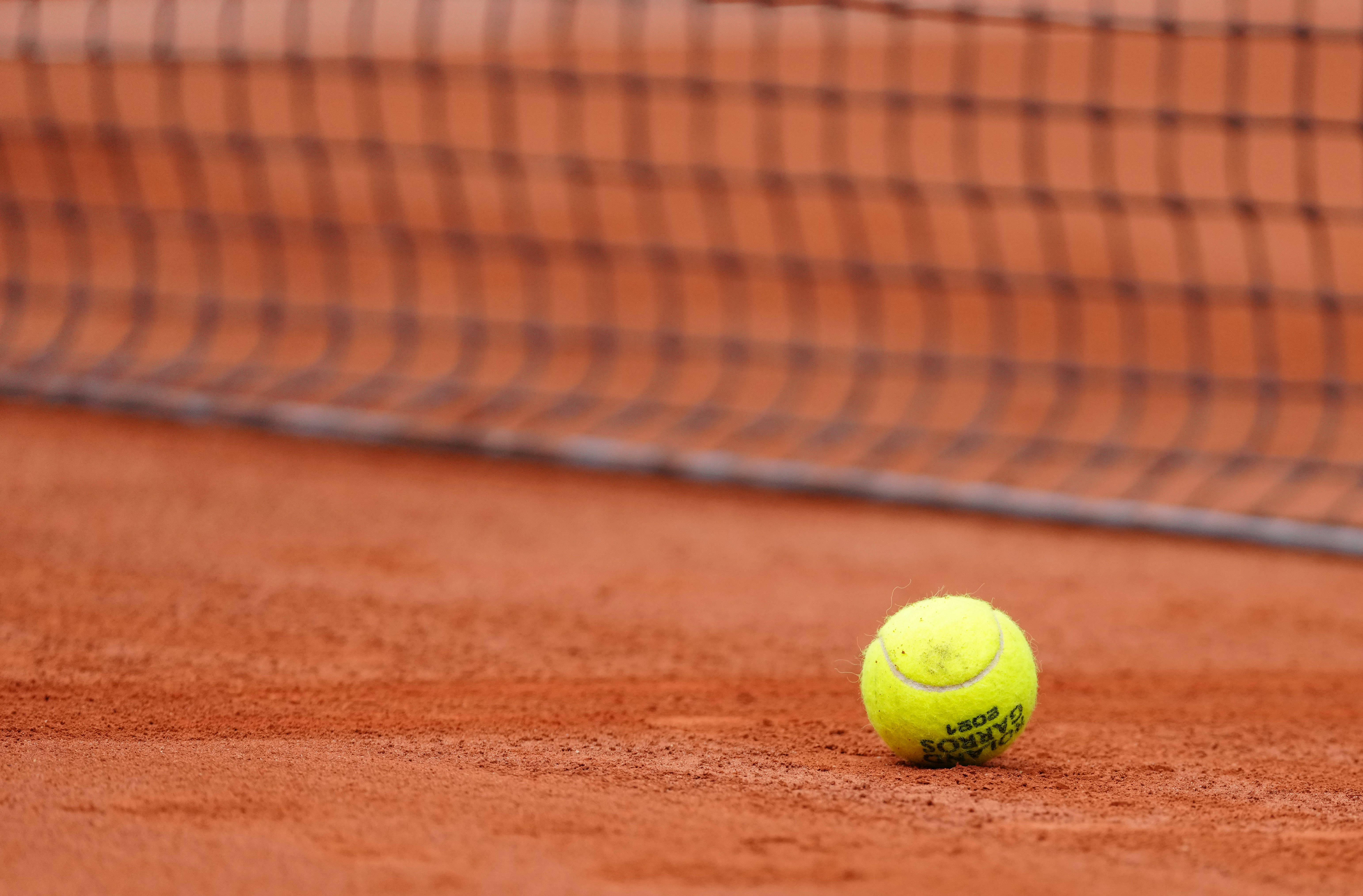 调团队精神 调团队精神