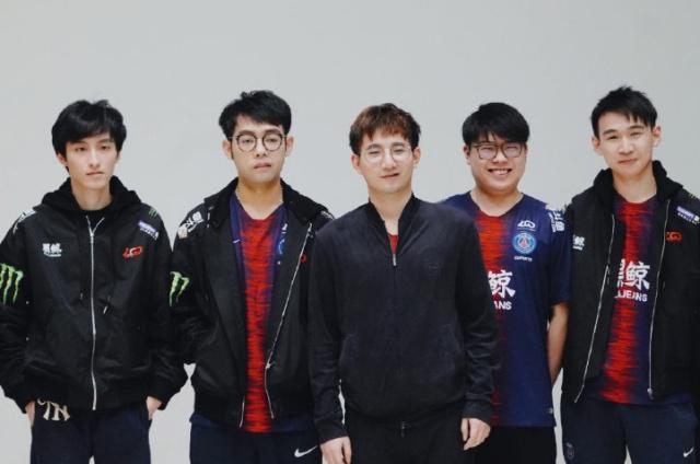 的形象和价 的形象和价