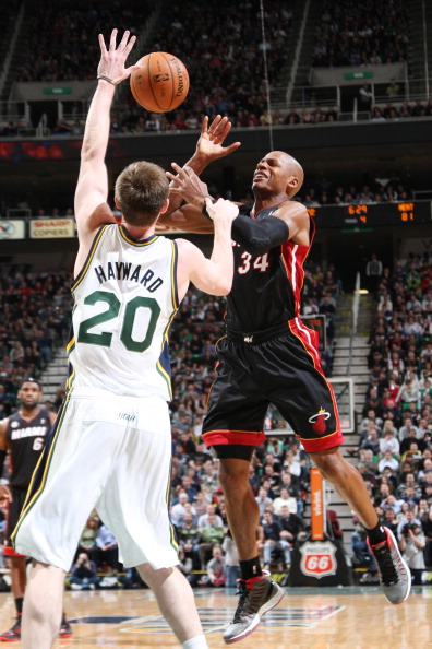 己的一片天 己的一片天